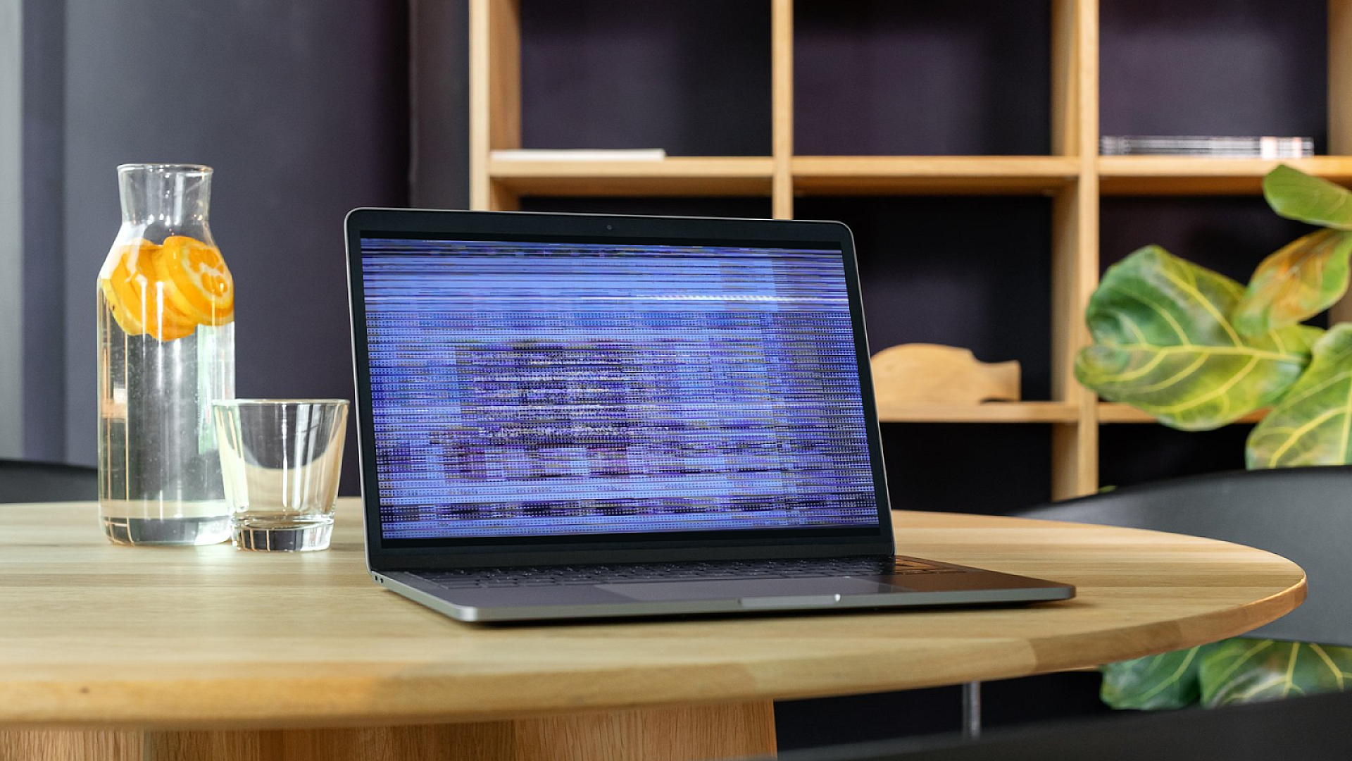 Écran MacBook Pro 15" 2018 (A1990) Cassé – Pour Pièces / Réparation
