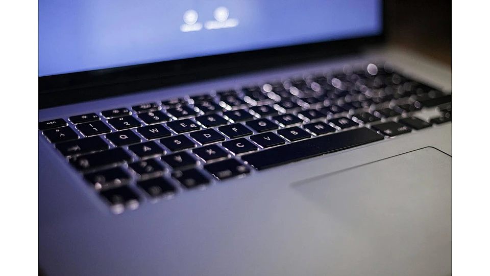 7 maneras de arreglar la luz de fondo del teclado del MacBook que no funciona