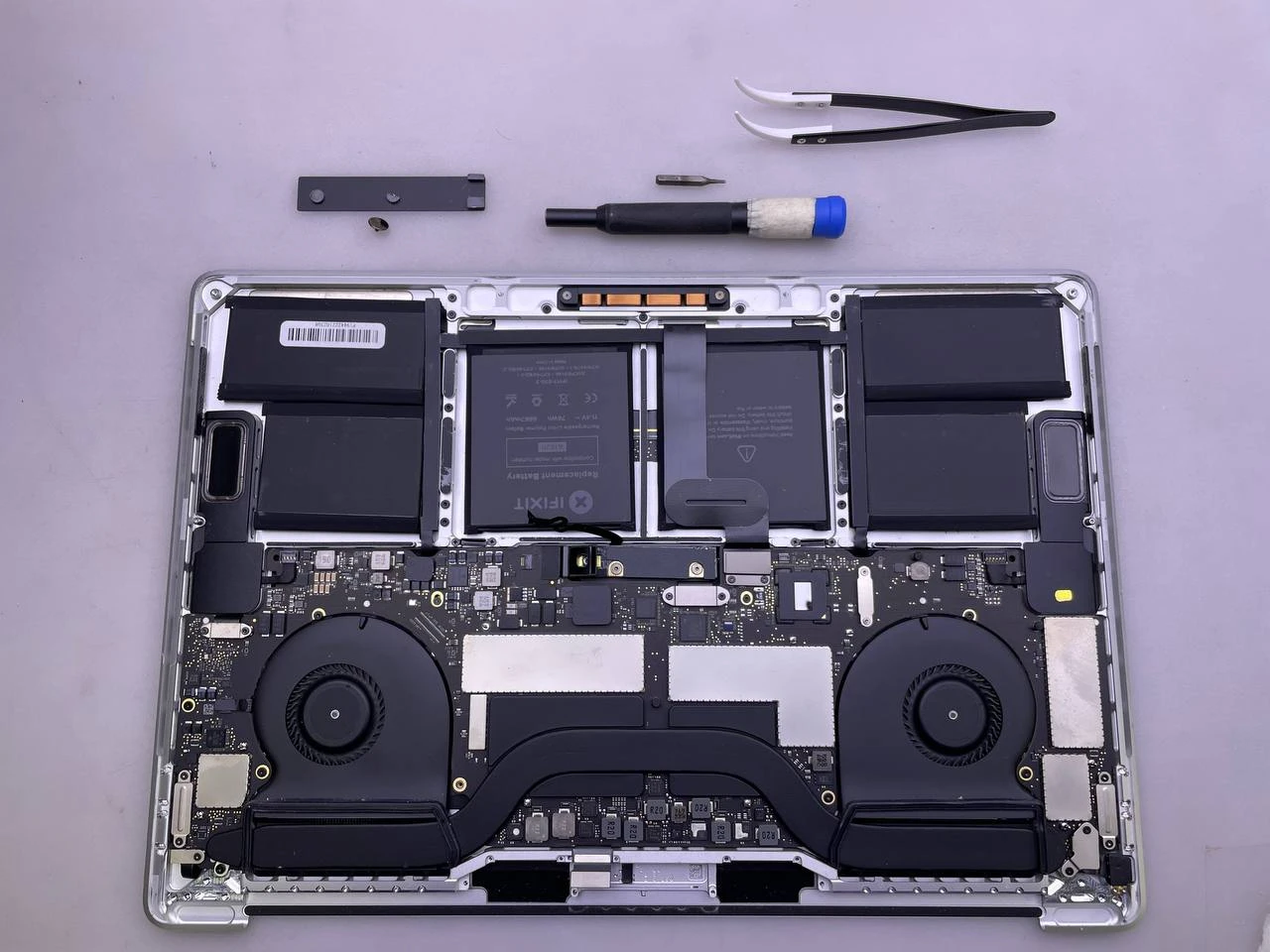Step 3 - MacBook Pro A1707 Logic Board Replacement