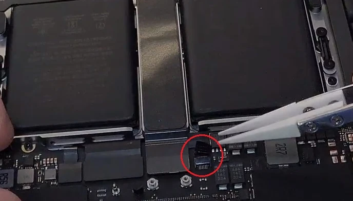 Step 5 - MacBook Pro Display tauschen: Anleitung