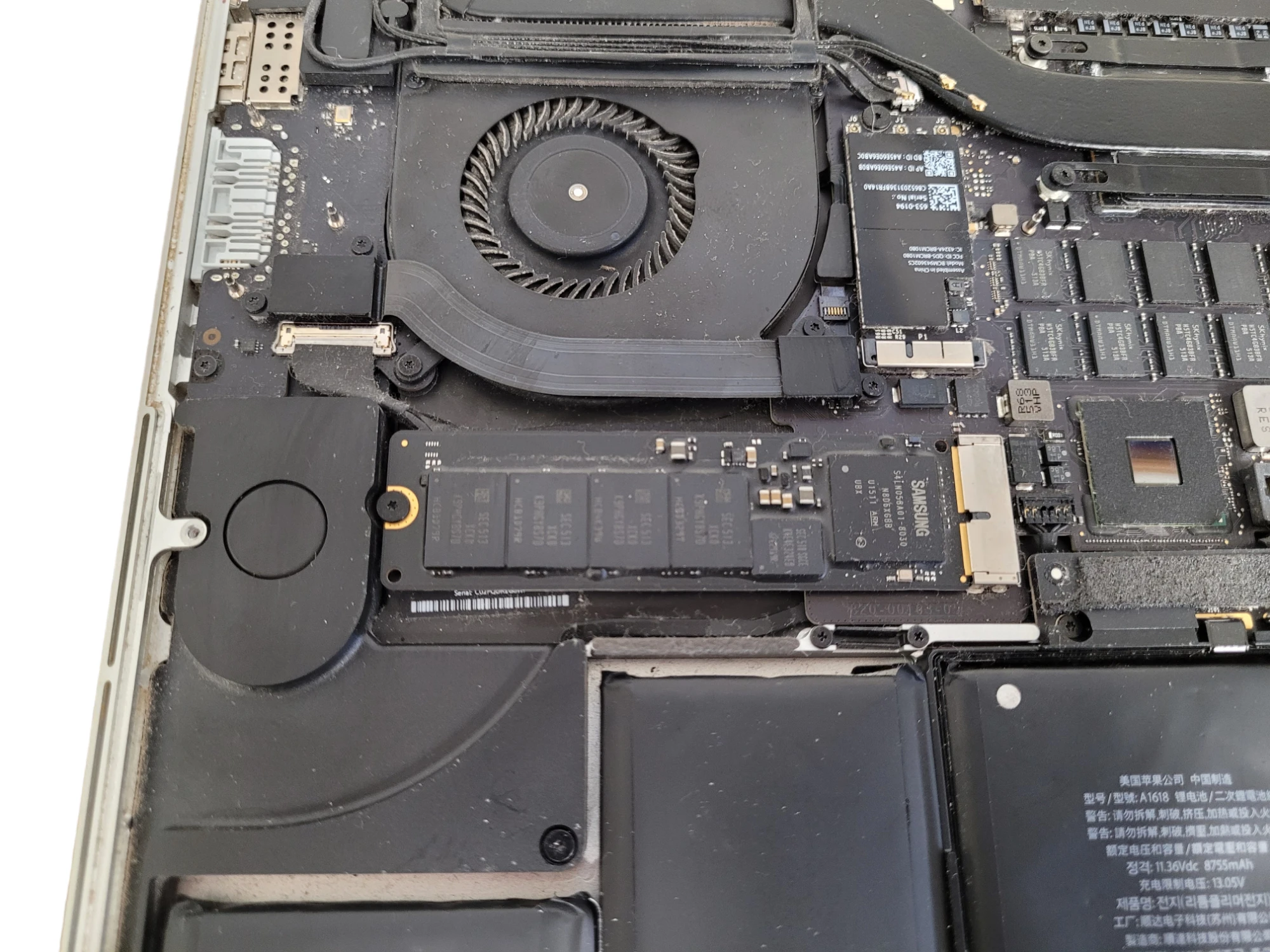 Step 8 - How to replace an SSD in a MacBook Pro 15 Retina Display Mid 2015