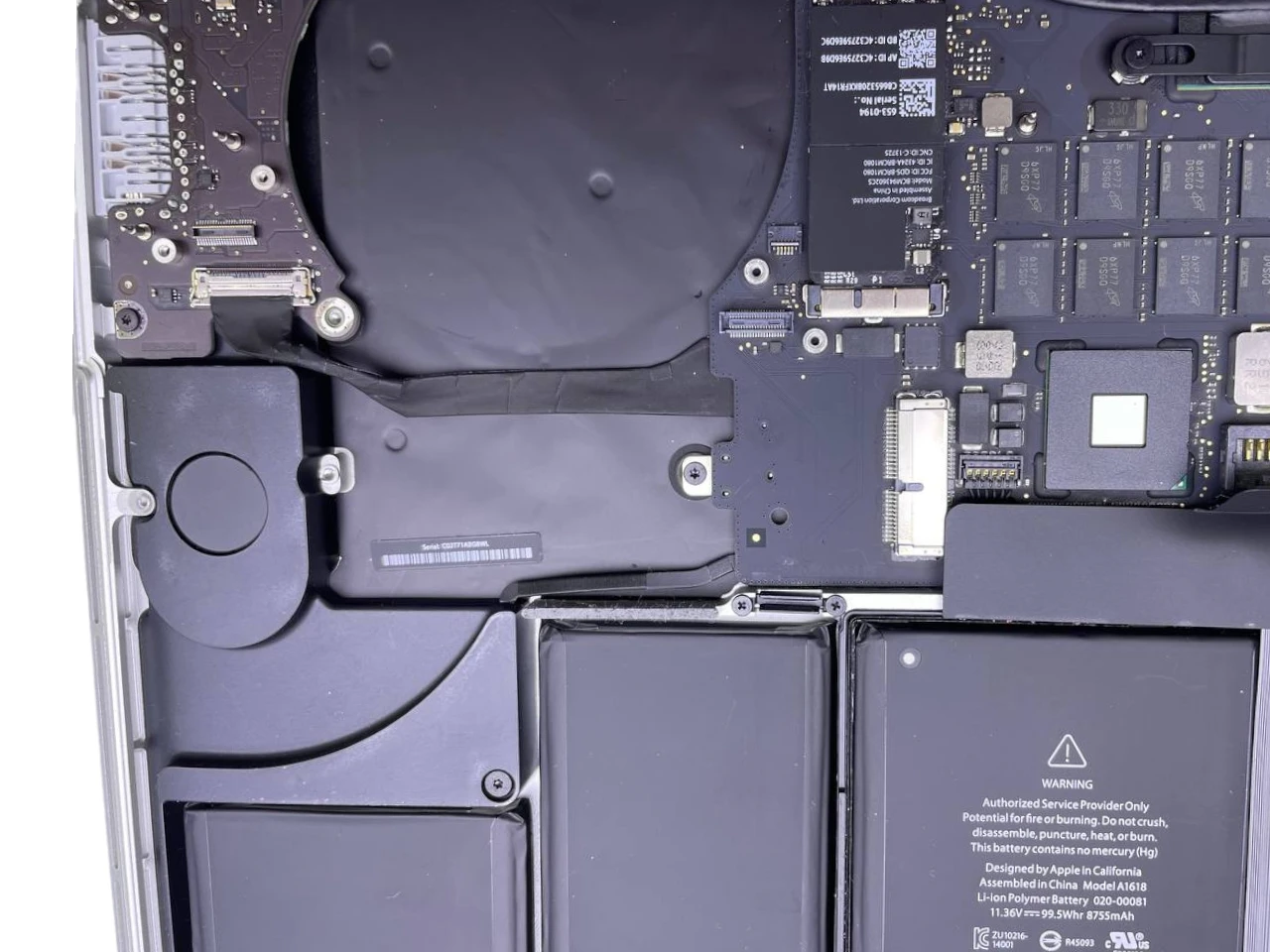 Step 9 - How to Replace a MacBook Pro A1398 Speaker: The Full Guide
