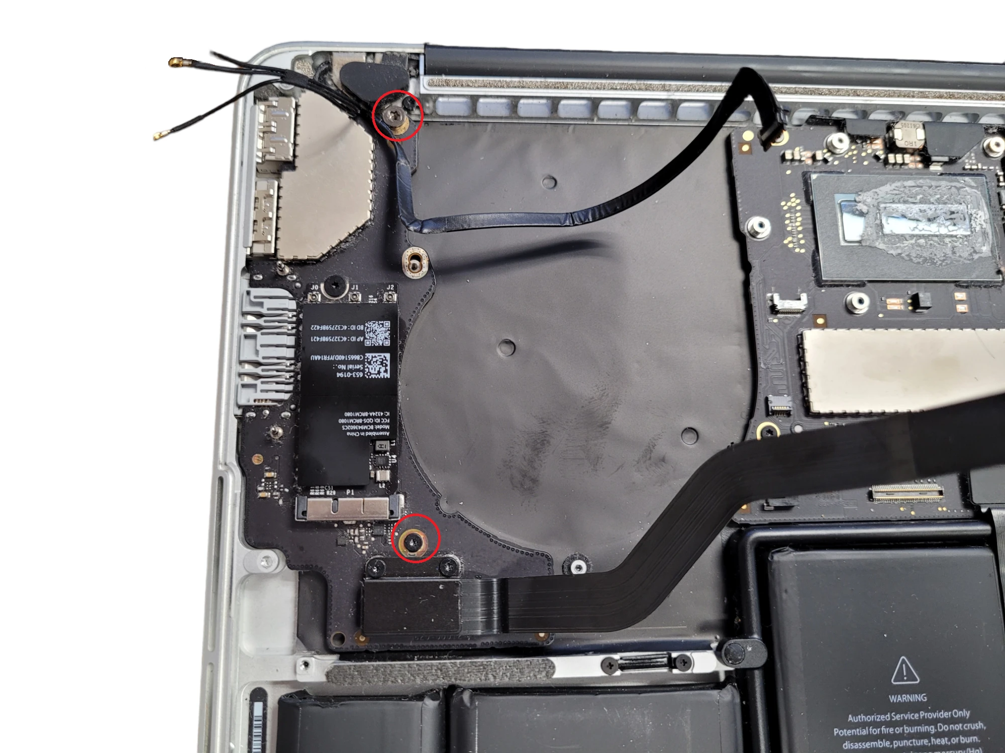 Step 27 - MacBook Pro Tastatur tauschen: Anleitung für 13 Zoll A1502