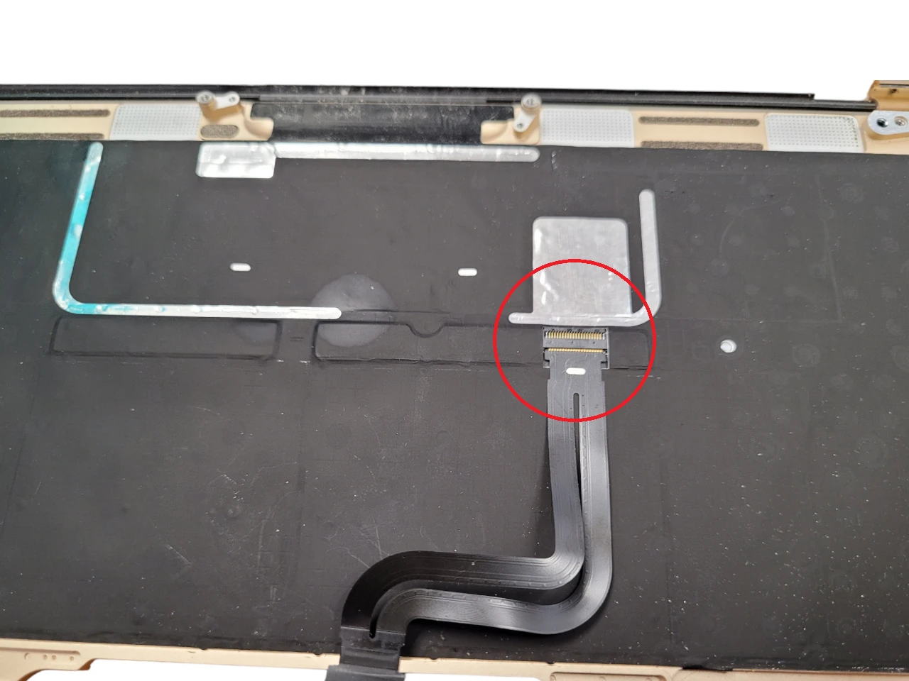 Step 31 - MacBook A1534 Keyboard (Upper Case) Replacement