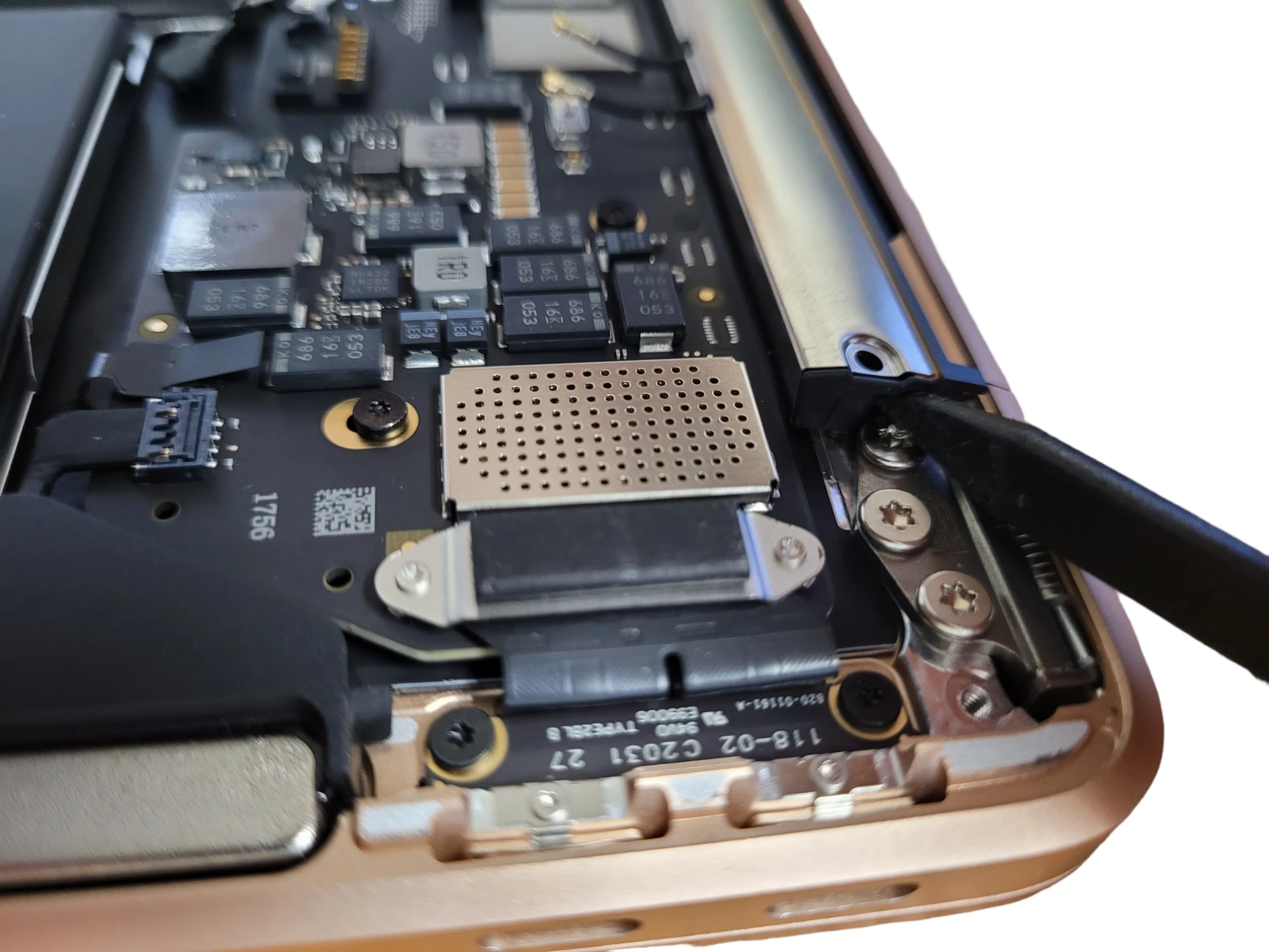 Step 14 - MacBook Air 13 A2337 Screen Replacement: how-to guide