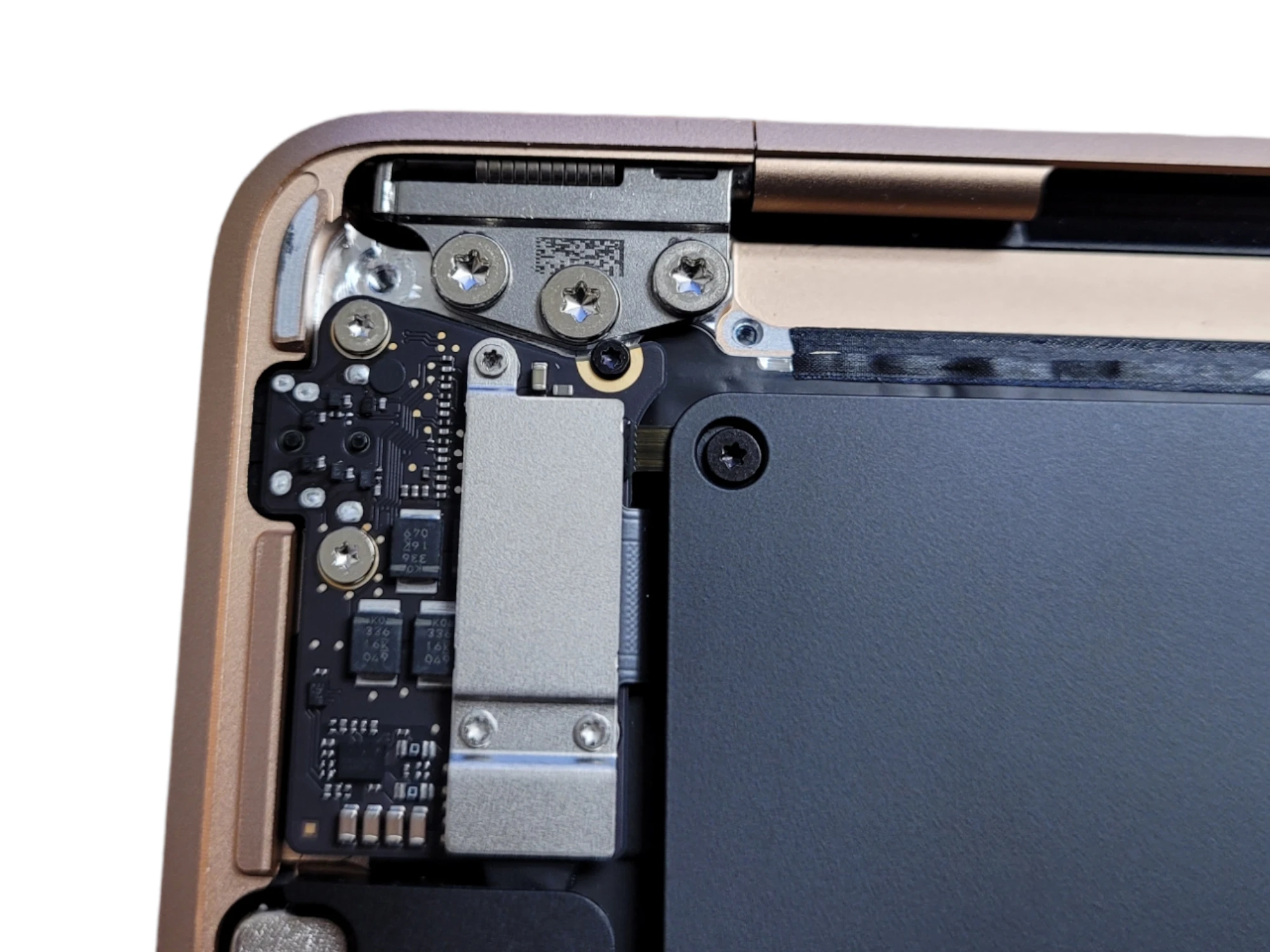 Step 16 - MacBook Air 13 A2337 Screen Replacement: how-to guide