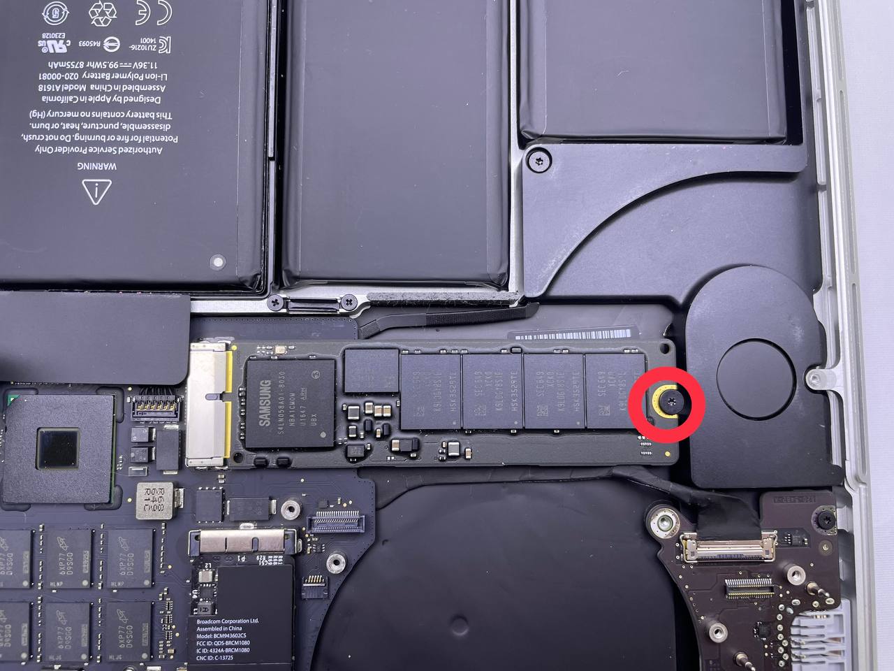 MacBook Pro A1398 2015 Logic Board replacement - TechToro.io