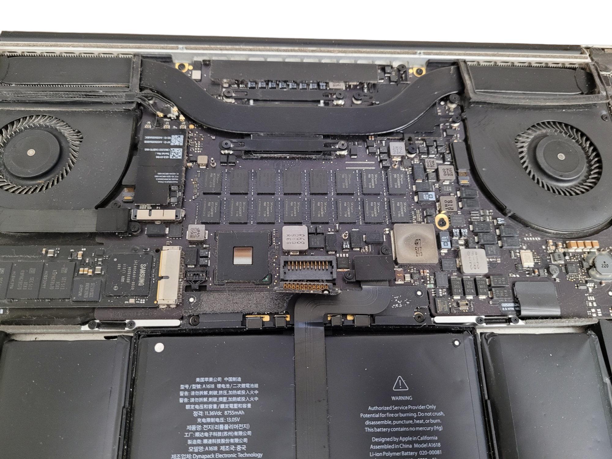 Comment remplacer un SSD dans un MacBook Pro 15 Retina Display mi 2015 - TechToro 7 Step 7 - Comment remplacer un SSD dans un MacBook Pro 15 Retina Display mi 2015