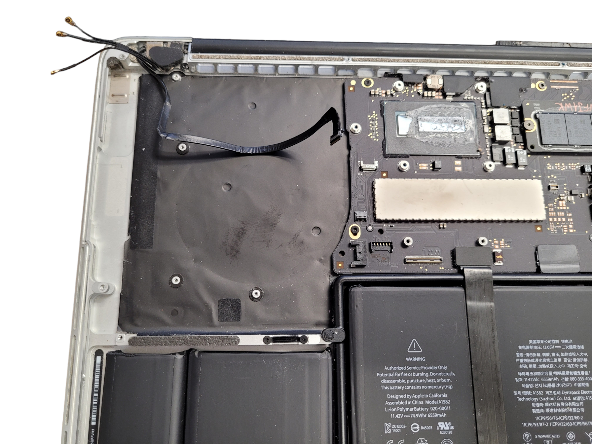 Step 30 - How to replace a keyboard on a MacBook Pro: tutorial for 13 inch A1502