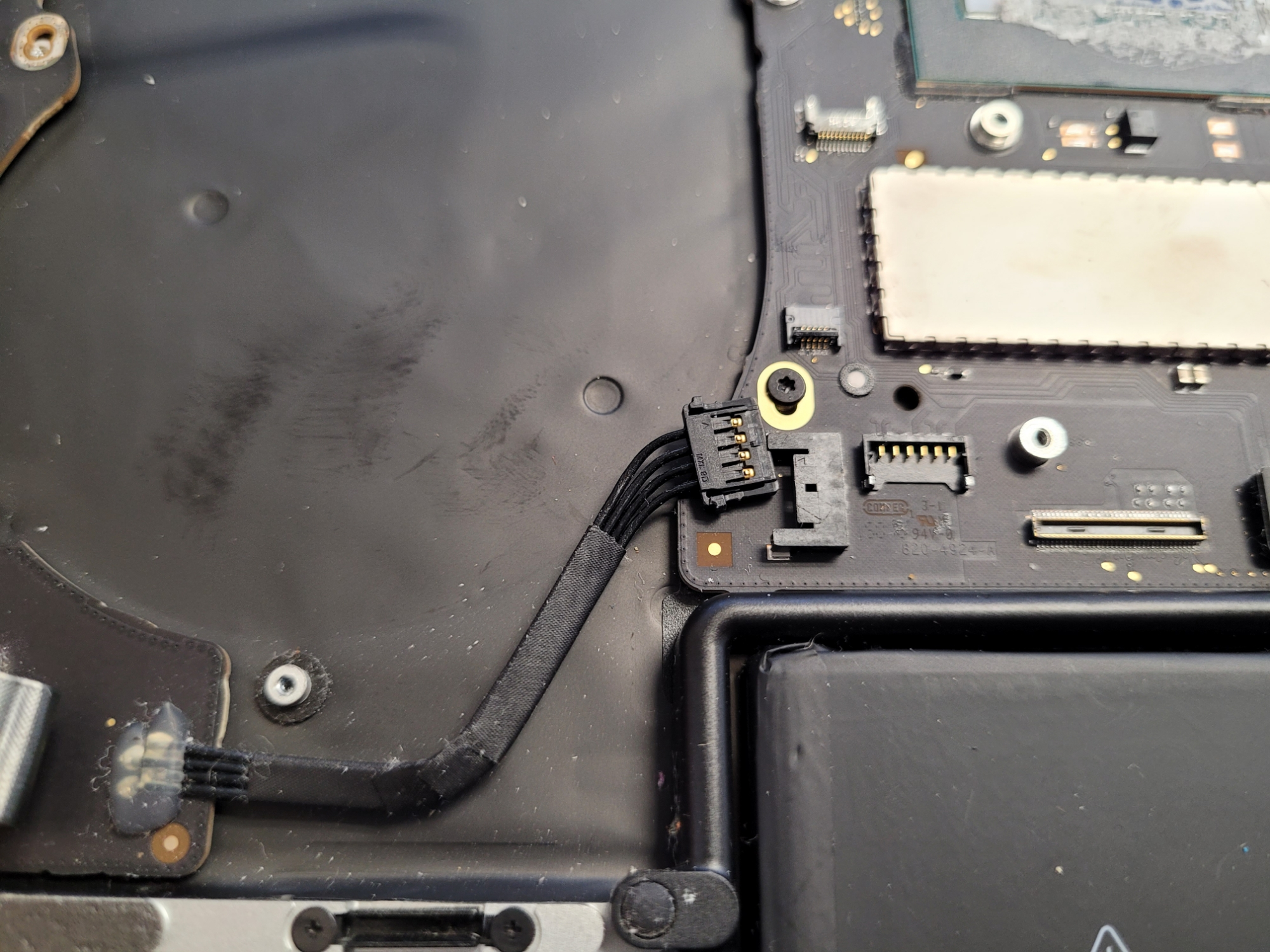 Step 28 - How to replace a keyboard on a MacBook Pro: tutorial for 13 inch A1502