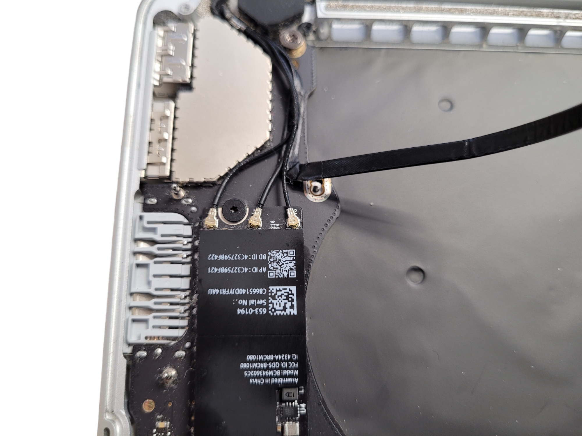 Step 27 - How to replace a keyboard on a MacBook Pro: tutorial for 13 inch A1502