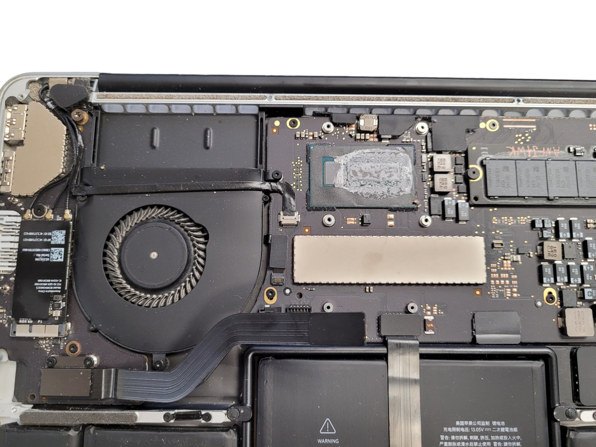 Step 23 - How to replace a keyboard on a MacBook Pro: tutorial for 13 inch A1502