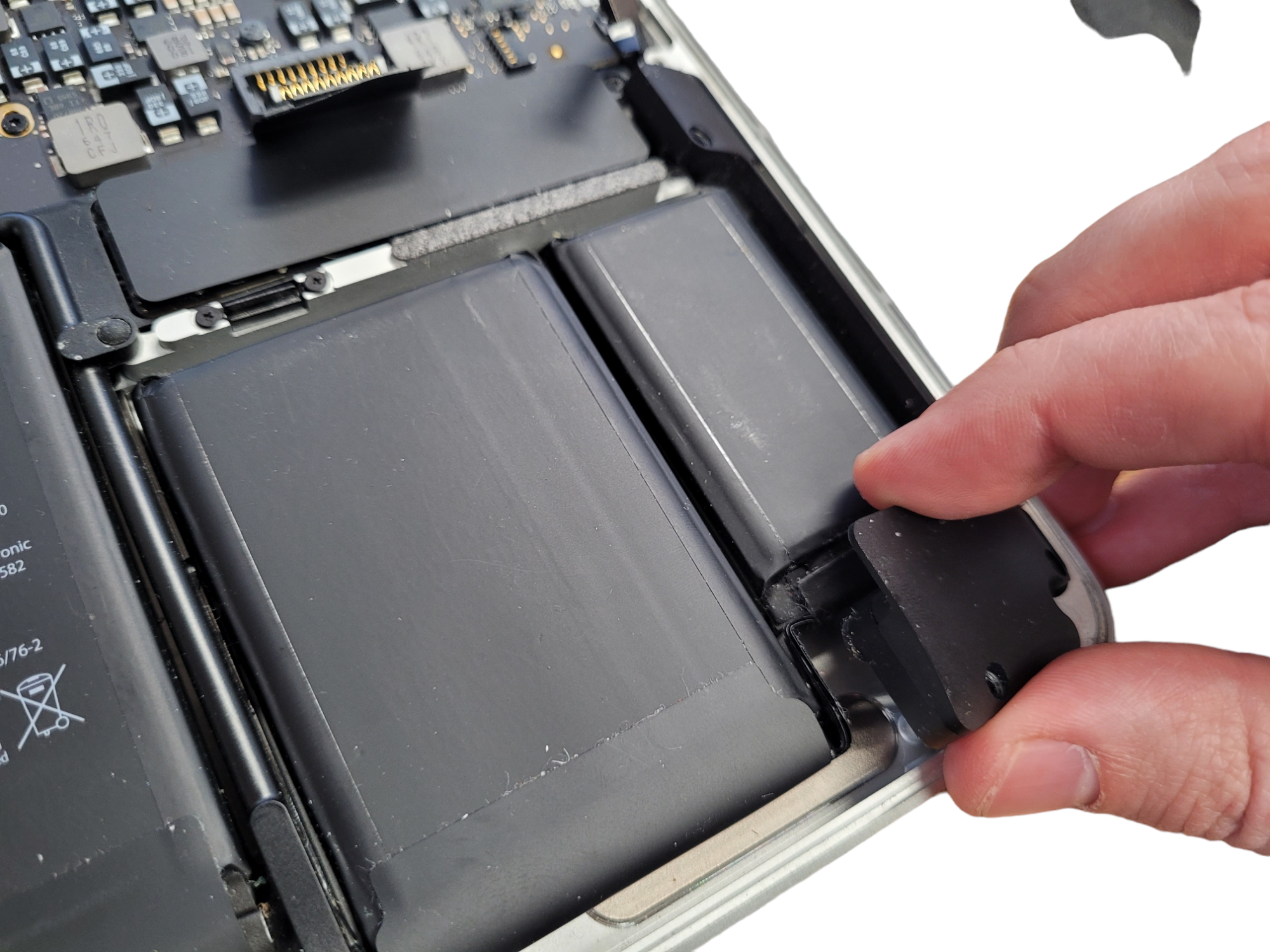 Step 15 - How to replace a keyboard on a MacBook Pro: tutorial for 13 inch A1502