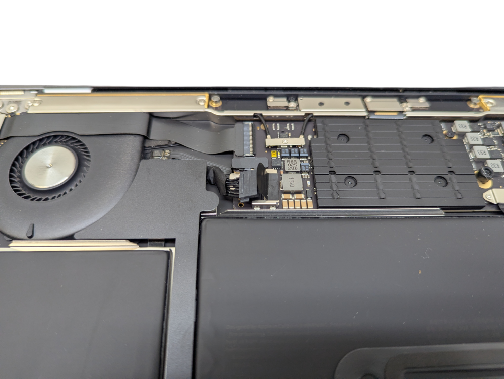 Step 3 - Remplacement de la batterie du MacBook Air 13 pouces début 2020 A2179: Guide étape par étape